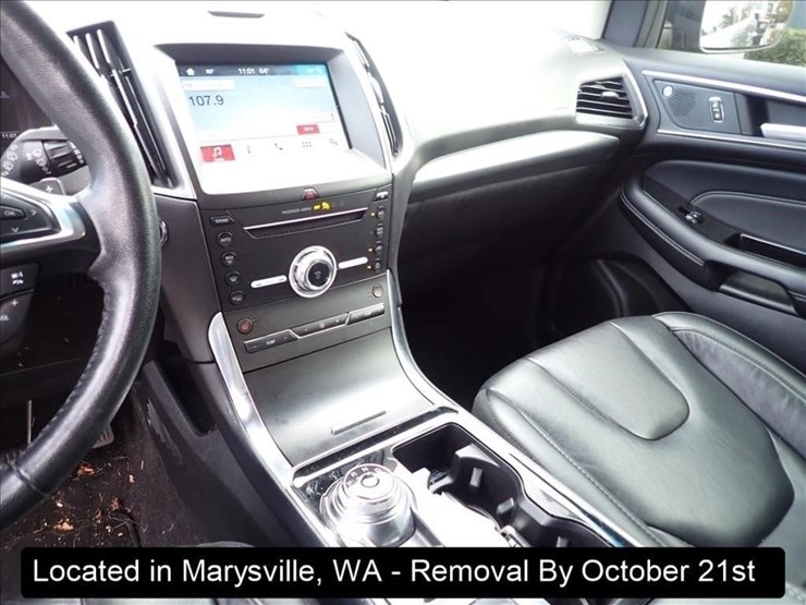 2019-ford-edge-image-15