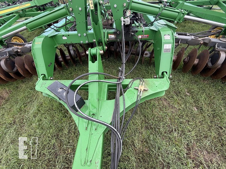 john-deere-2623vt-image-18