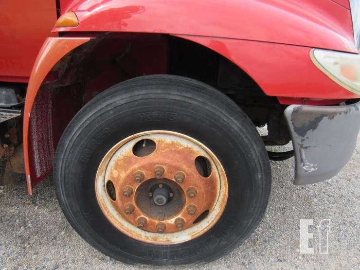 2005-international-durastar-4300-image-8