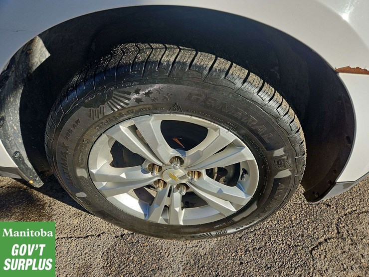 2013-chevrolet-equinox-image-12