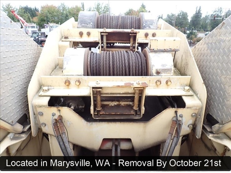 1993-peterbilt-378-image-31