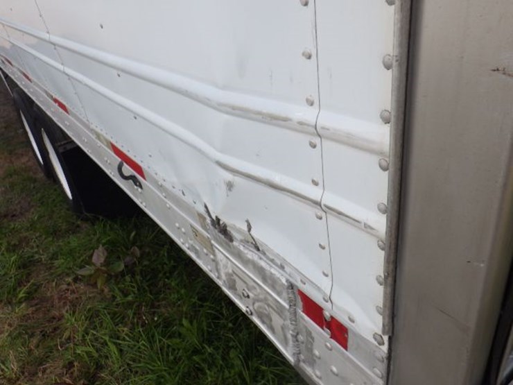 2010-utility-reefer-image-17