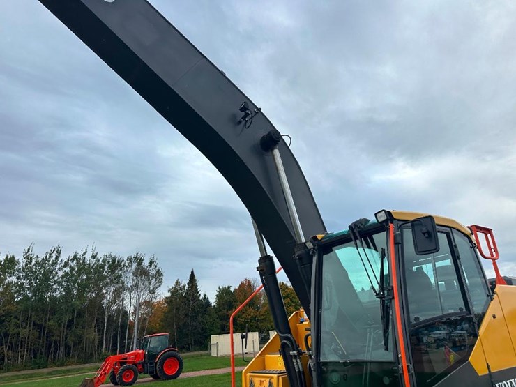 volvo-ec250e-lr-image-39