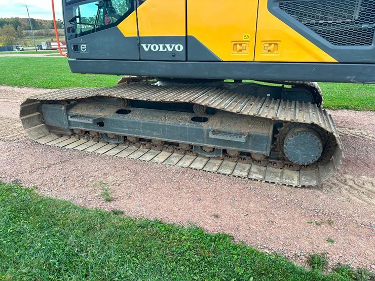 volvo-ec250e-lr-image-6