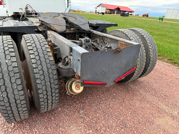 kenworth-t800-image-31