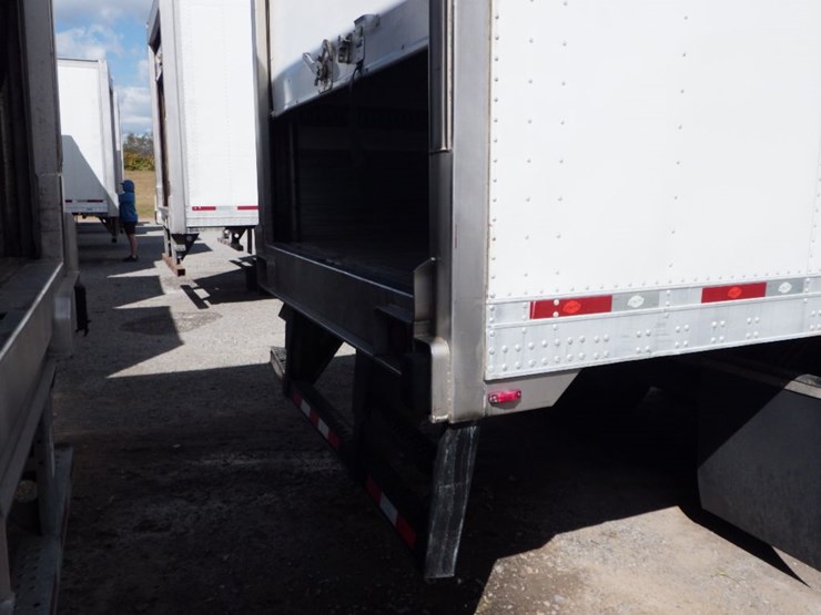 2016-utility-3000r-image-11