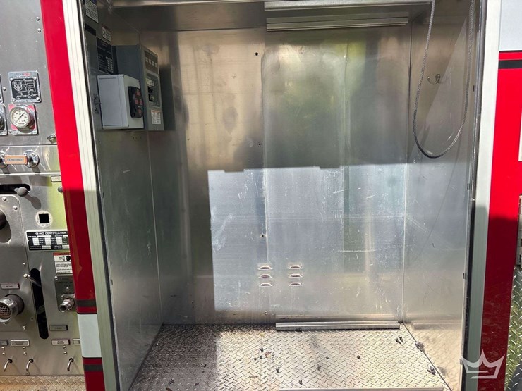 2019-e-one-pumper-image-6