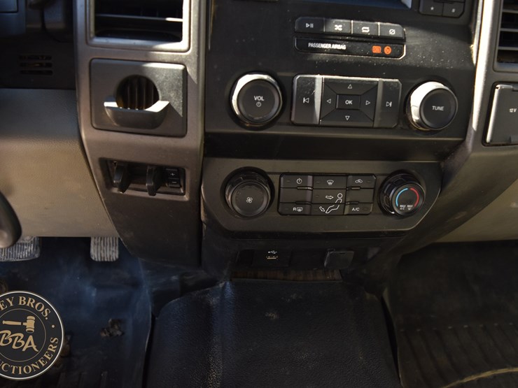 2020-ford-f550-xl-image-48