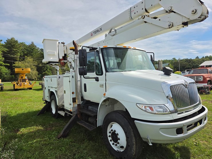 2007-international-durastar-4400-image-7