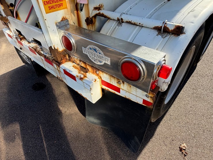#1848-•-1997-leslie-44'-tanker-trailer-image-34