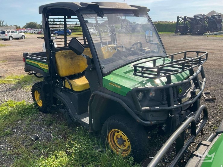 john-deere-gator-image-9