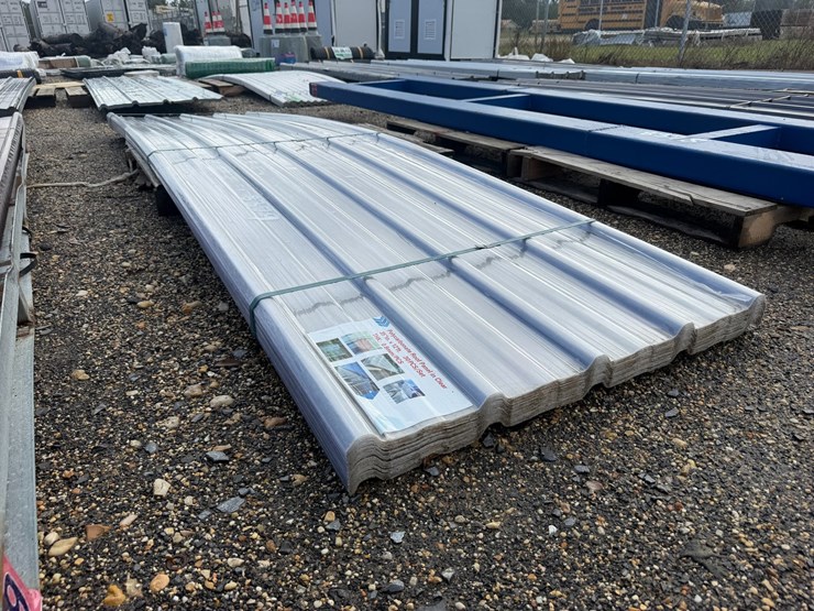 #8379-•-appears-unused-corrugated-polycarbonate-roof-panel-in-clear-image-1