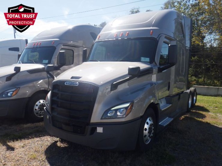 2024-freightliner-cascadia-126-image-1