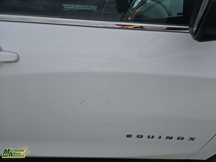 2022-chevrolet-equinox-image-33