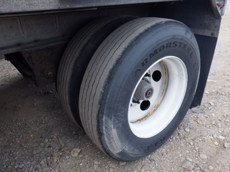 2002-benson-flatbed-image-10