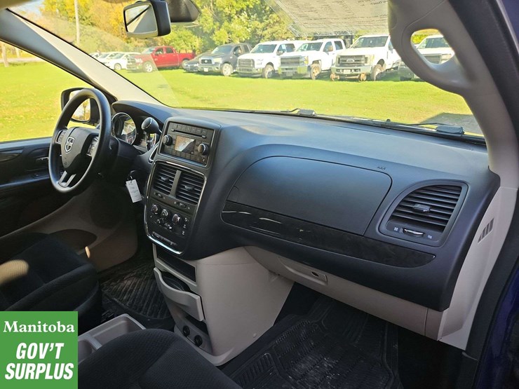 2018-dodge-grand-caravan-image-32