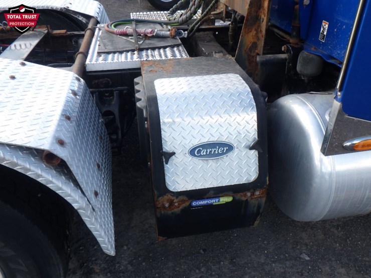 2019-peterbilt-389-image-4