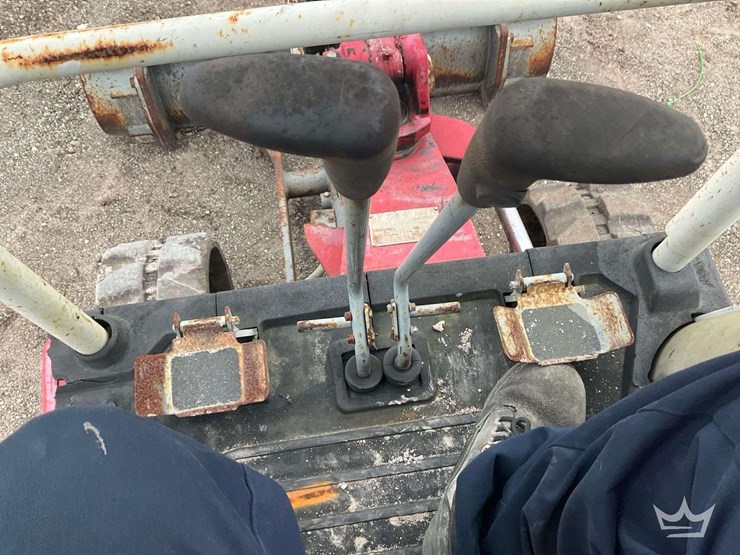 2016-takeuchi-tb216-image-15