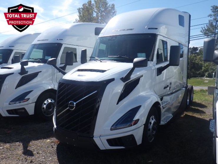 2025-volvo-vnl860-image-1