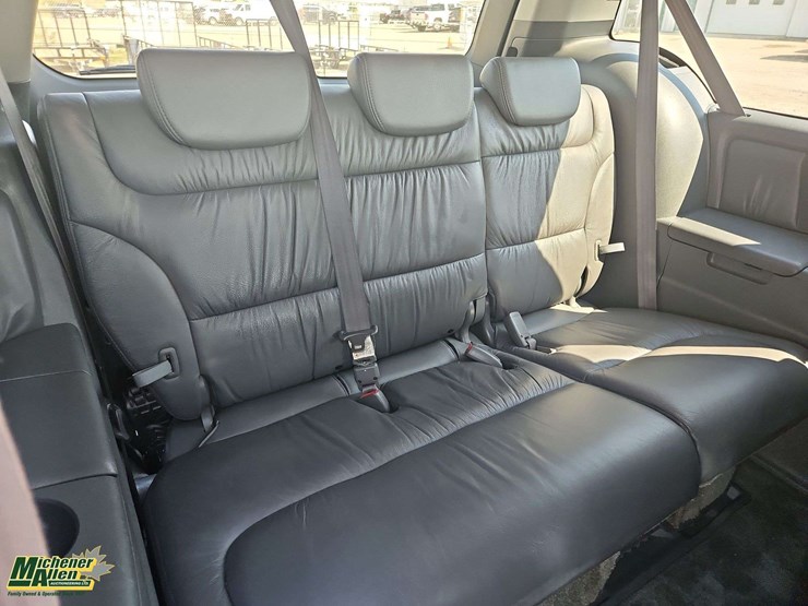 2006-honda-odyssey-image-17