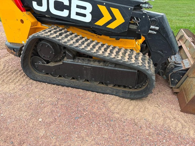 jcb-3ts-8t-image-18