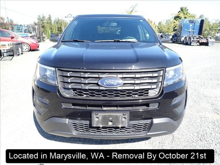 2017-ford-explorer-image-14