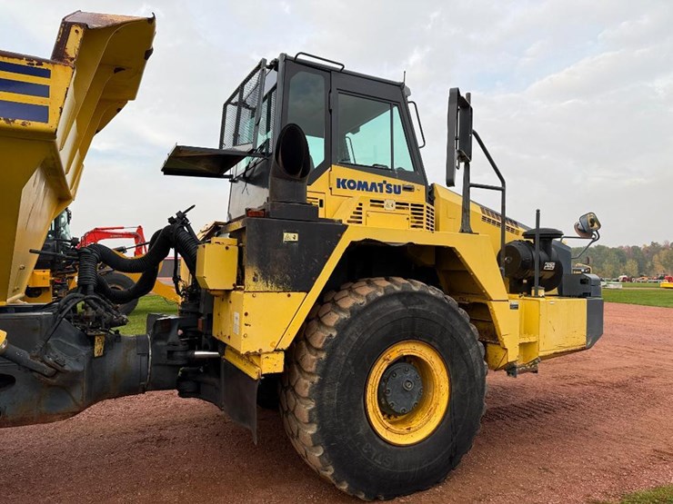 komatsu-hm350-2-image-20