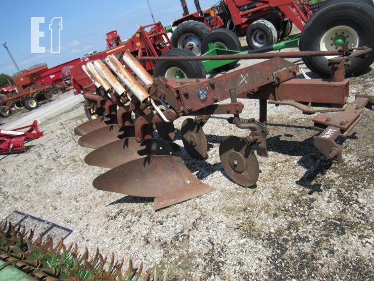 international-710-image-1
