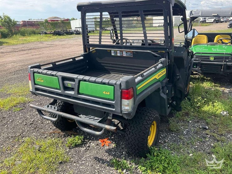 john-deere-gator-image-12