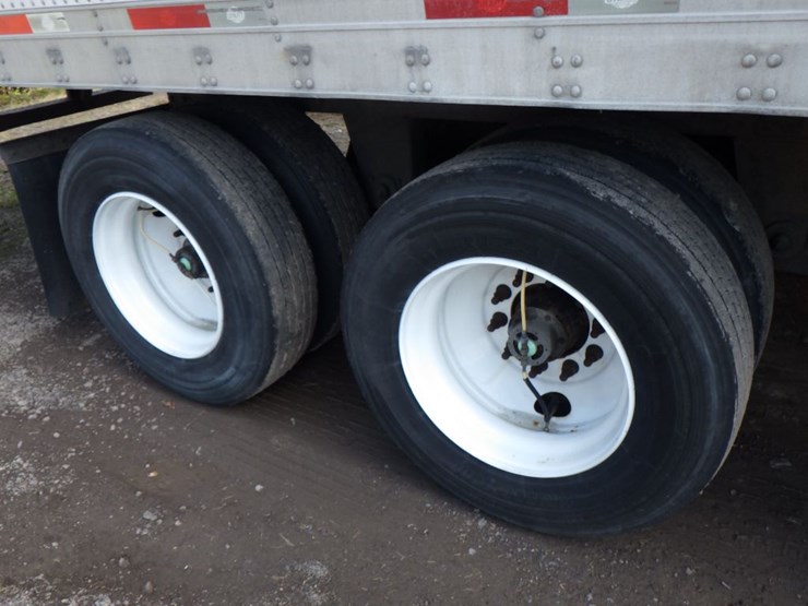 2012-utility-reefer-image-12
