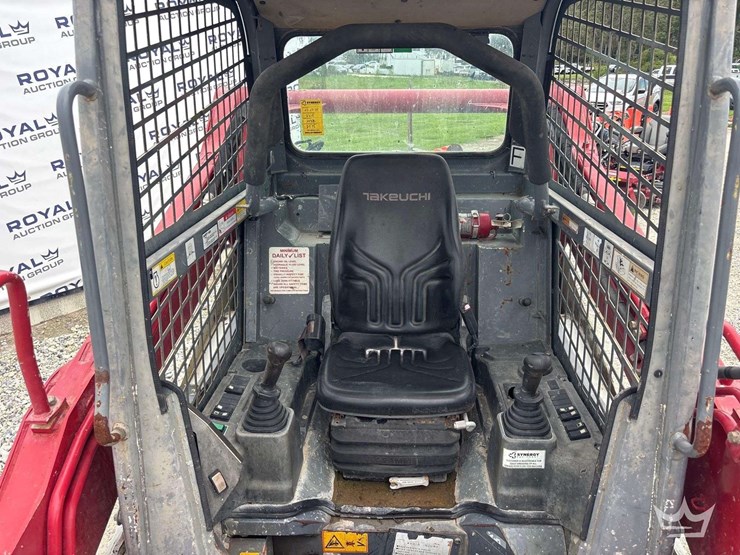 2018-takeuchi-tl10v2-image-13