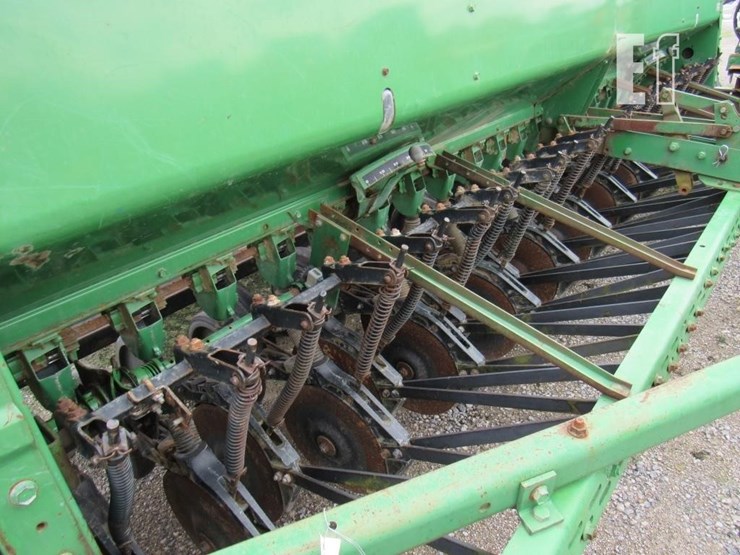 john-deere-8300-image-7