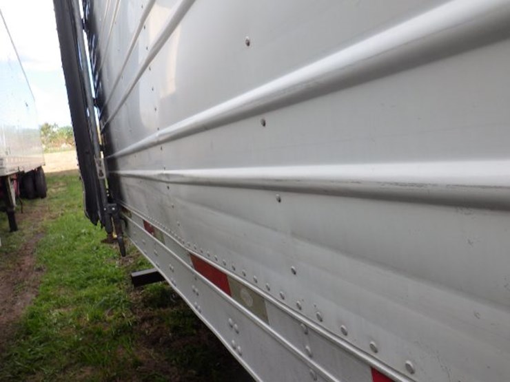 2009-utility-reefer-image-12