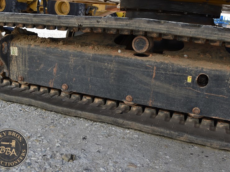 2023-caterpillar-306cr-image-43