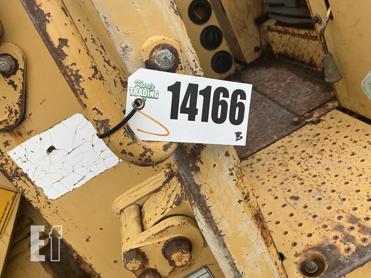 1994-caterpillar-939-image-21