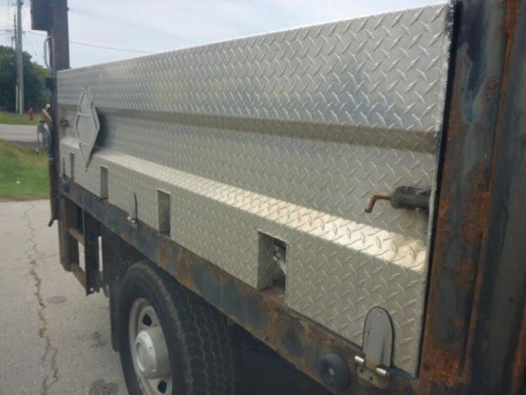 2019-ford-f350-xl-image-29