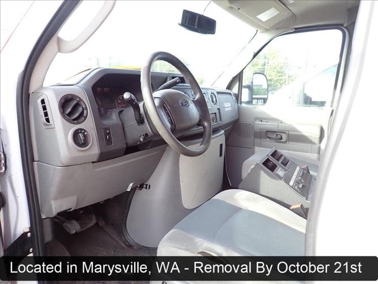 2015-ford-e450-image-12