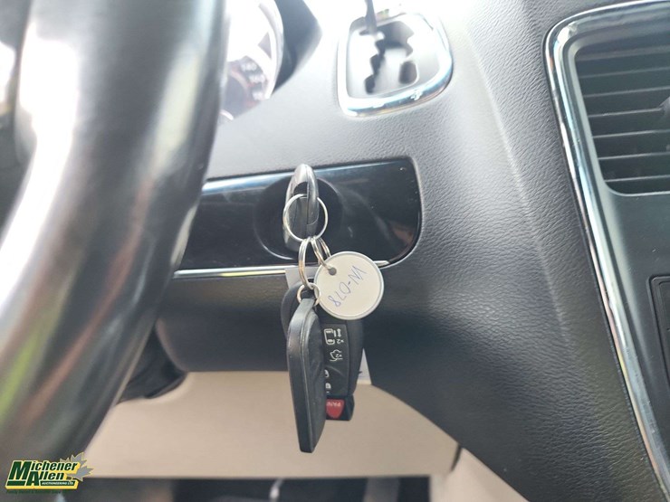 2014-dodge-grand-caravan-se-image-22