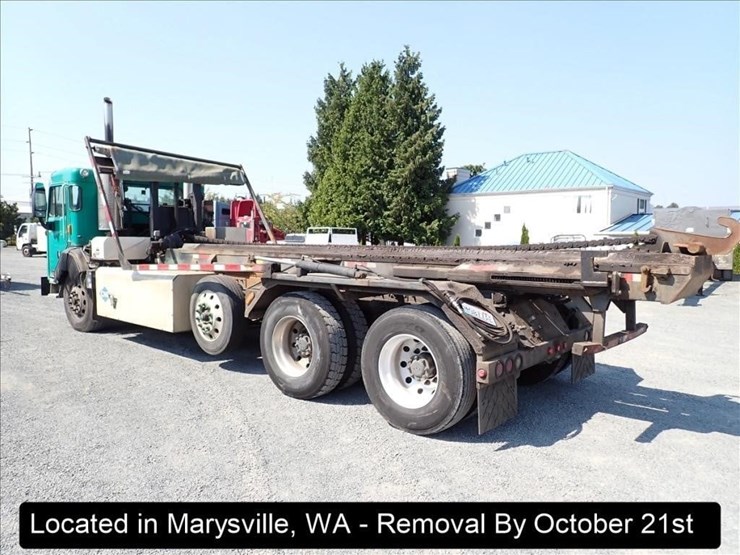 2016-peterbilt-320-image-27