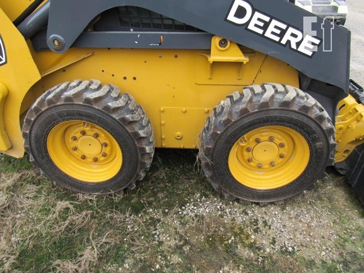 2023-deere-318g-image-9