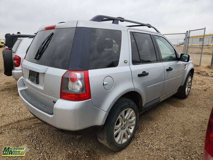 non-operable-2008-land-rover-lr2-se-image-4