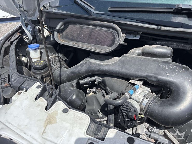 2019-ford-transit-image-6