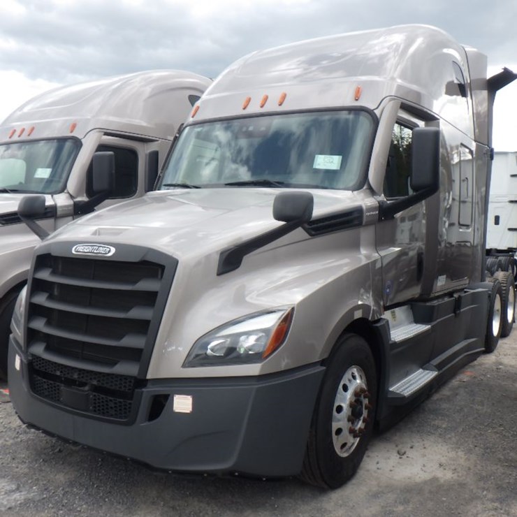 2024 FREIGHTLINER CASCADIA 126