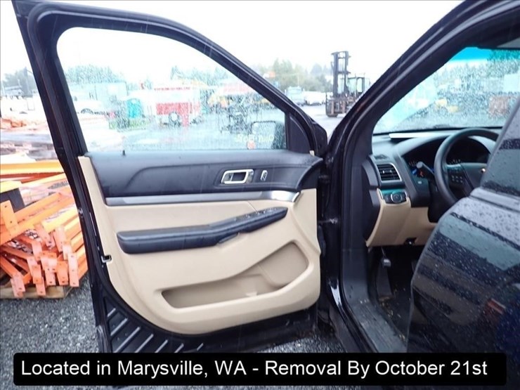 2016-ford-explorer-image-3