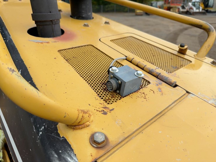 2007-caterpillar-d5g-lgp-image-14