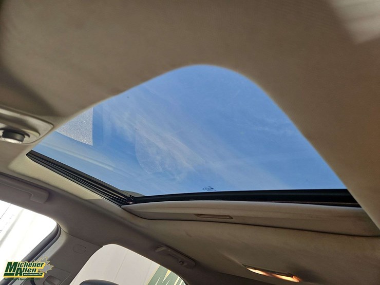 2012-chevrolet-equinox-lt-image-24