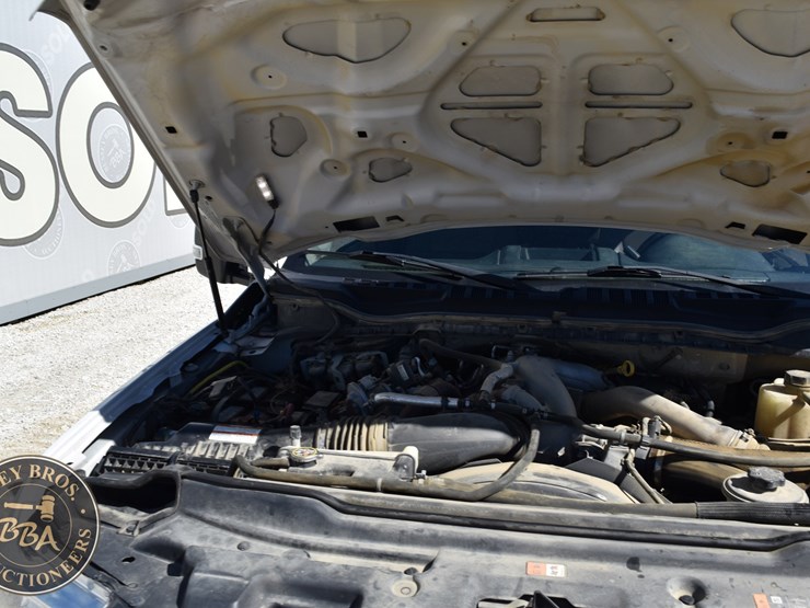 2020-ford-f550-xl-image-35
