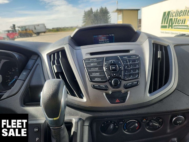 2016-ford-transit-image-12