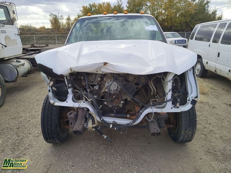 2011-ford-f550-image-29