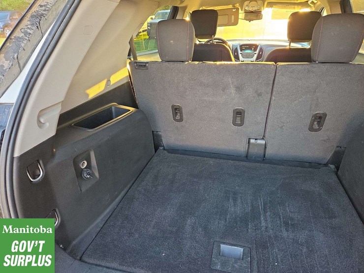 2016-chevrolet-equinox-image-25
